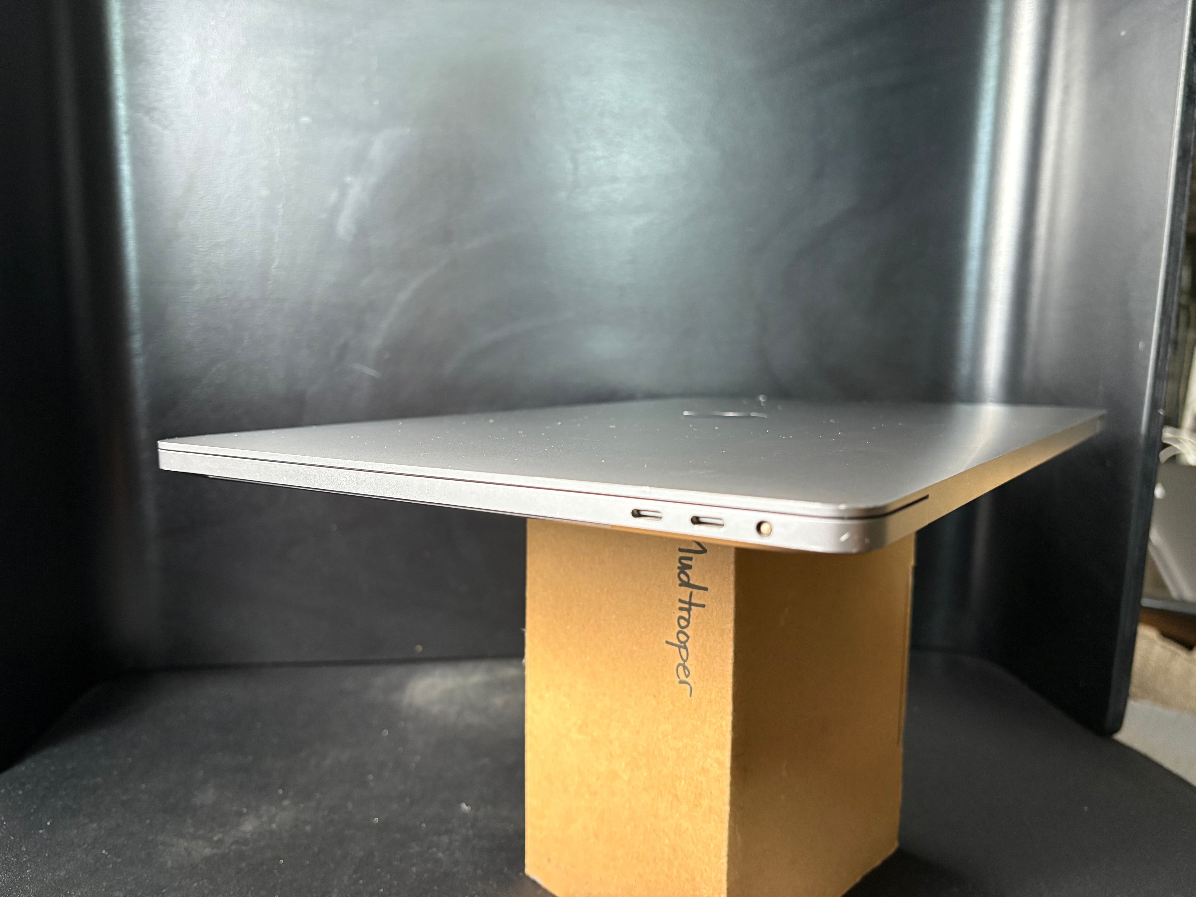 2019 MacBook Pro - i9 - 16GB - 1TB - (#2)