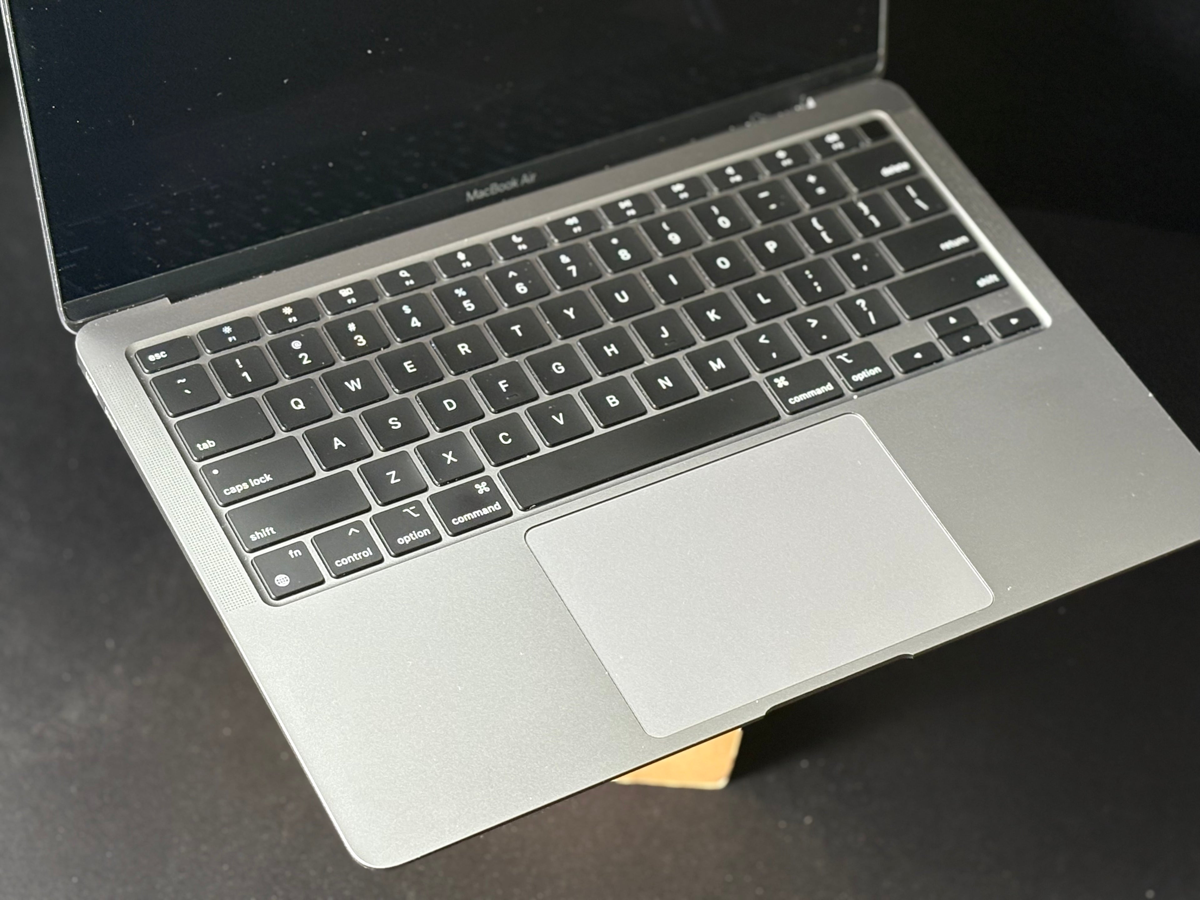 2020 MacBook Air M1 - 8GB - 128GB - (#3)