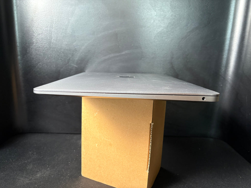 2020 MacBook Air M1 - 8GB - 128GB - (#3)