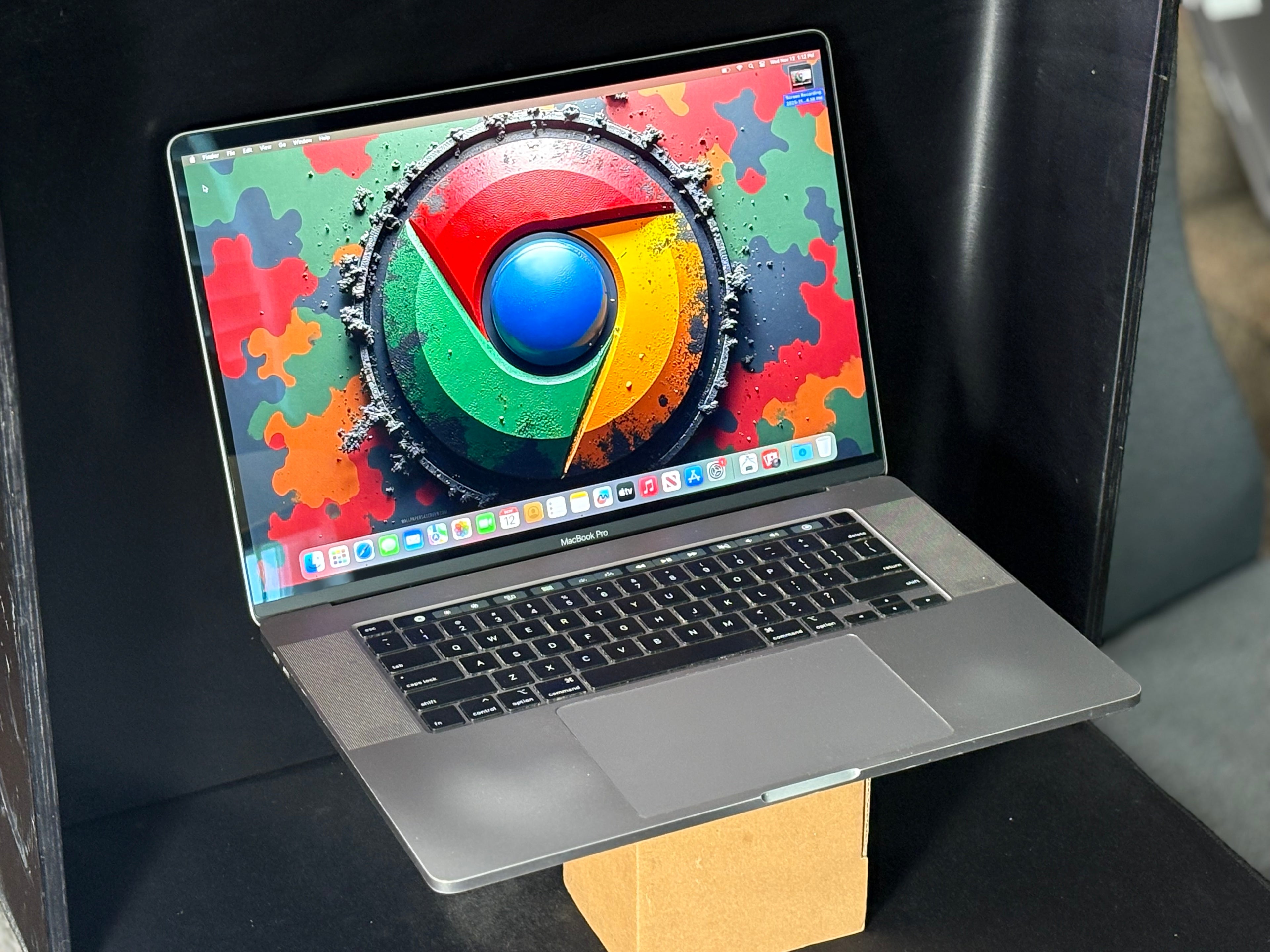 2019 MacBook Pro 16" - i9 - 32GB - 1TB SSD - #4