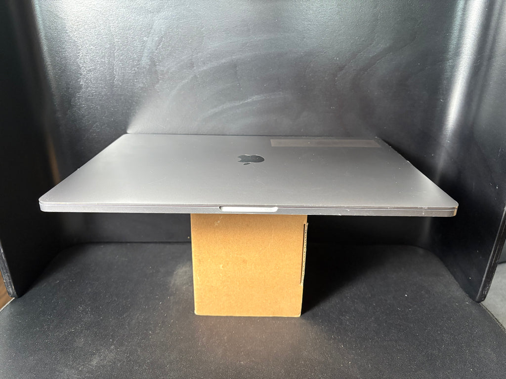 2019 MacBook Pro 16" - i9 - 32GB - 1TB SSD - #4