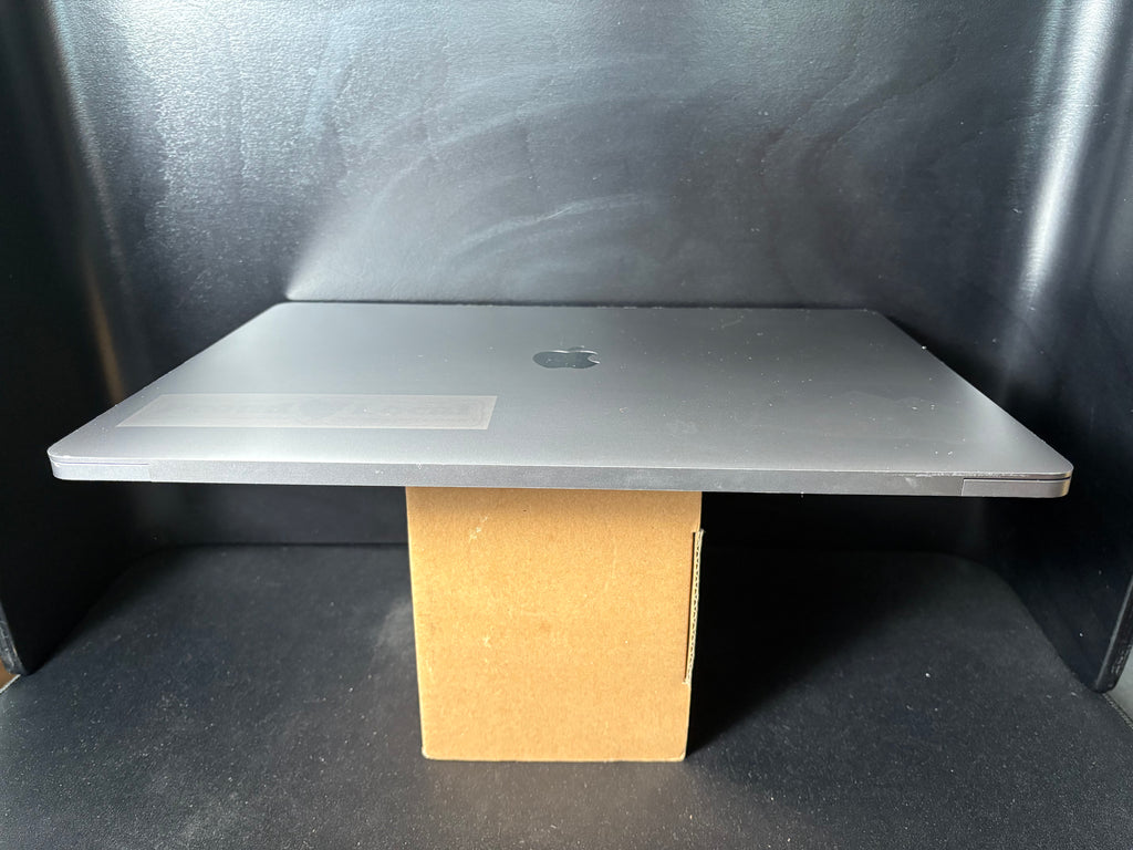 2019 MacBook Pro 16" - i9 - 32GB - 1TB SSD - #4