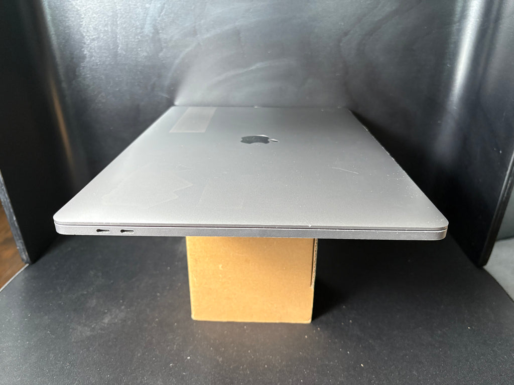 2019 MacBook Pro 16" - i9 - 32GB - 1TB SSD - #4