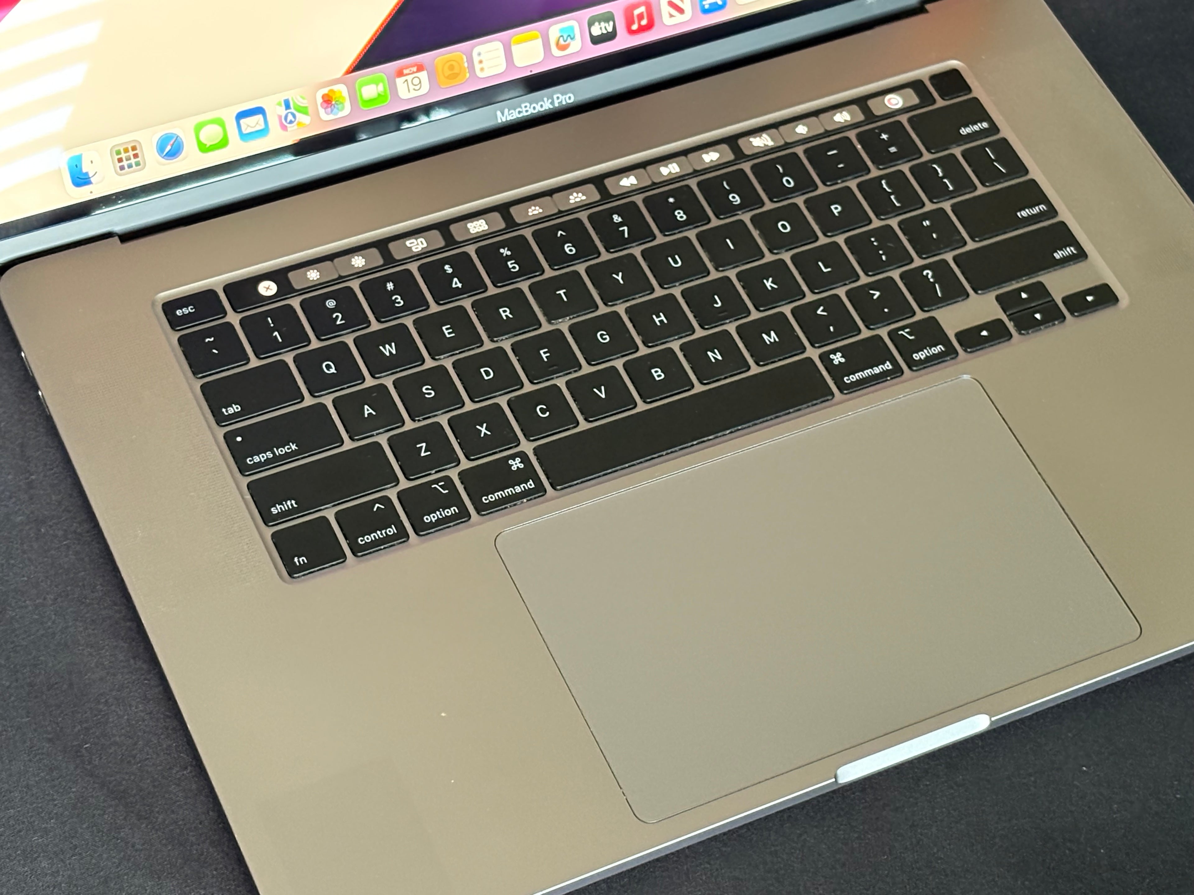 2019 MacBook Pro 16" - i9 - 16GB - 1TB SSD - (#7)