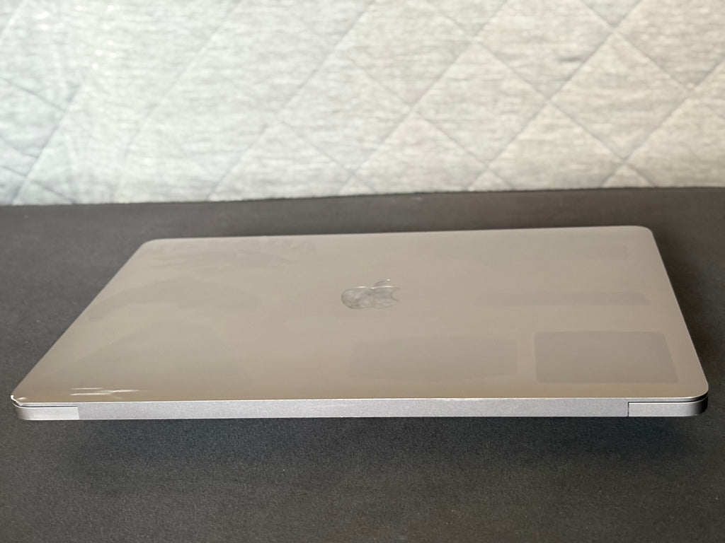 2019 MacBook Air - 8GB - 256GB - (#9)