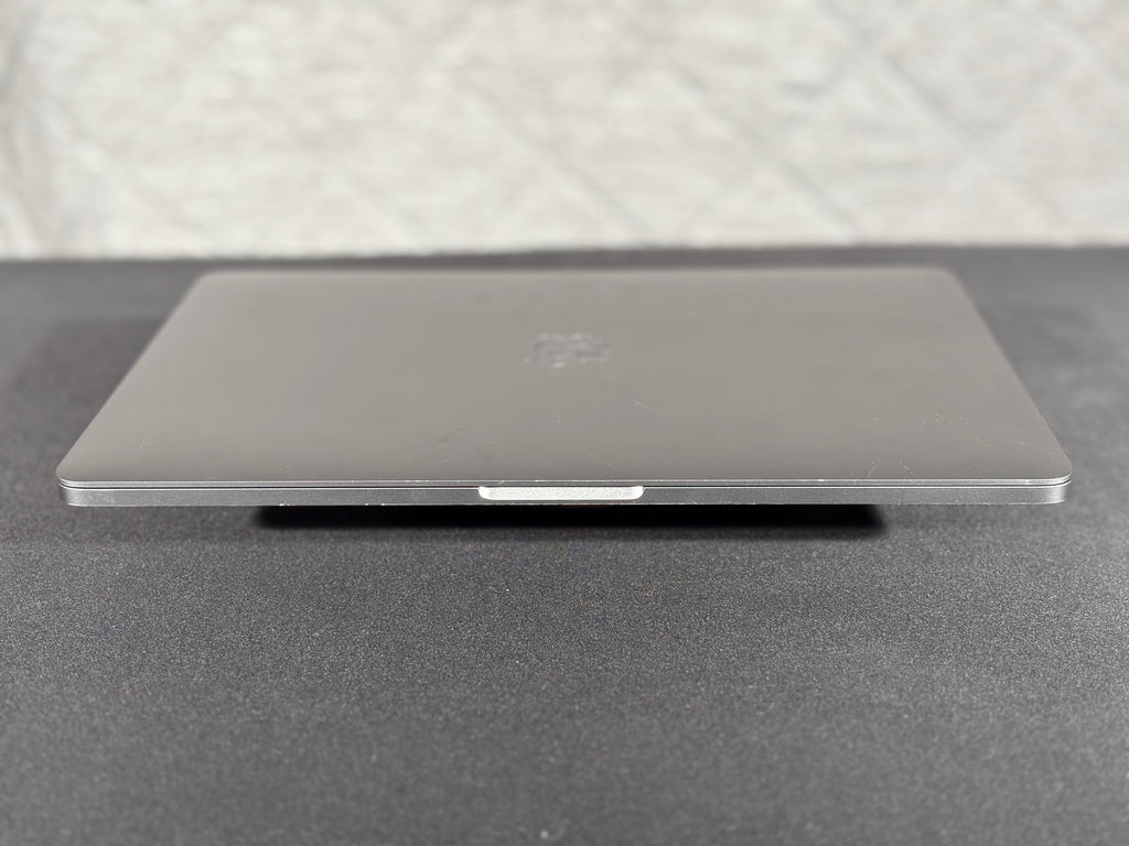 2022 MacBook Pro - M2 10-Core - 8GB/512GB (#10)