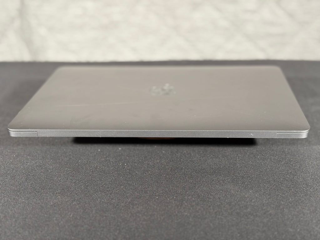 2022 MacBook Pro - M2 10-Core - 8GB/512GB (#10)