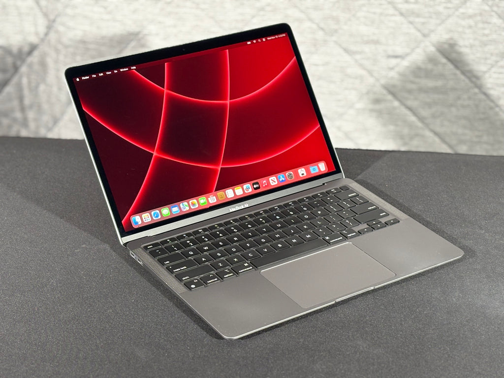 2020 MacBook Air M1 - 8GB - 128GB - (#13)
